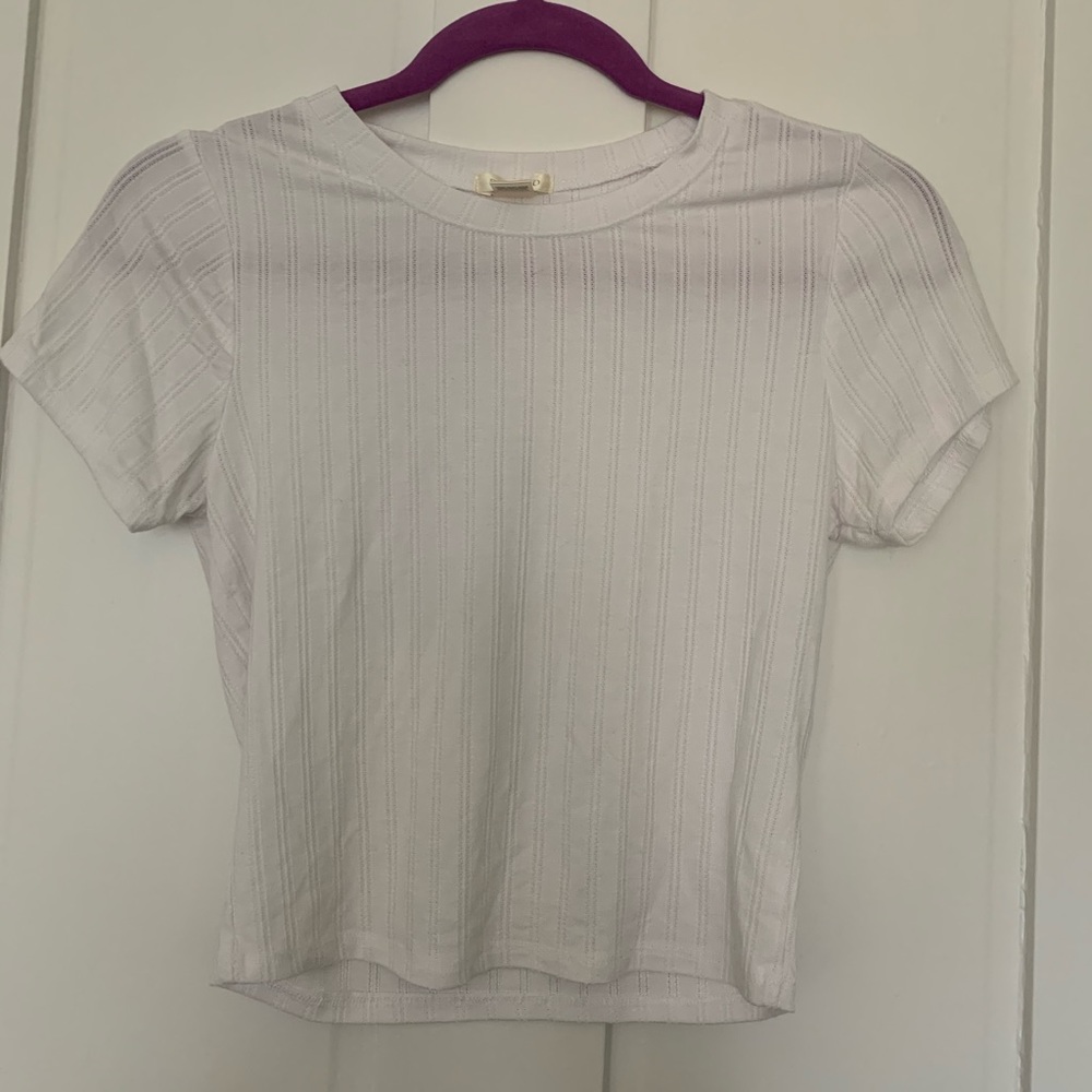 Cropped White Crew Neck Shirt
